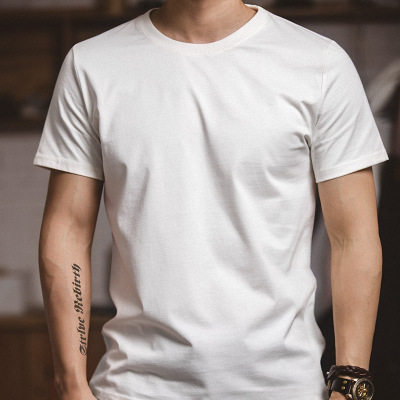 Retro White T-Shirt with Short-Sleeved Bottoming Shirt 2