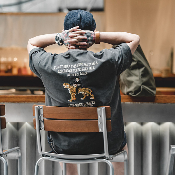 Embroidered Short-Sleeved T-Shirt Year of the Tiger Letter T-Shirt 10