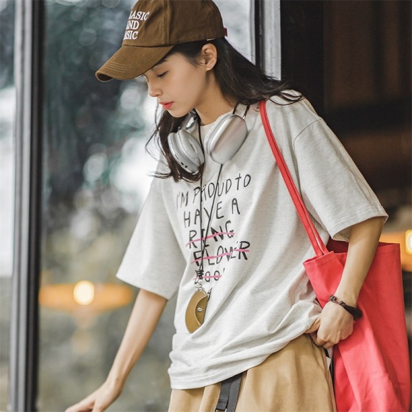 American Retro Letter Print T-Shirt Round Neck Art 104